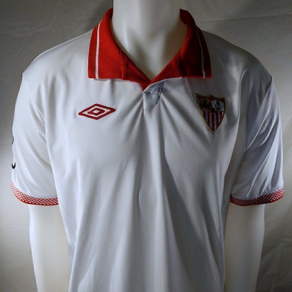 Umbro 2005 sevilla fc jersey sz. XL